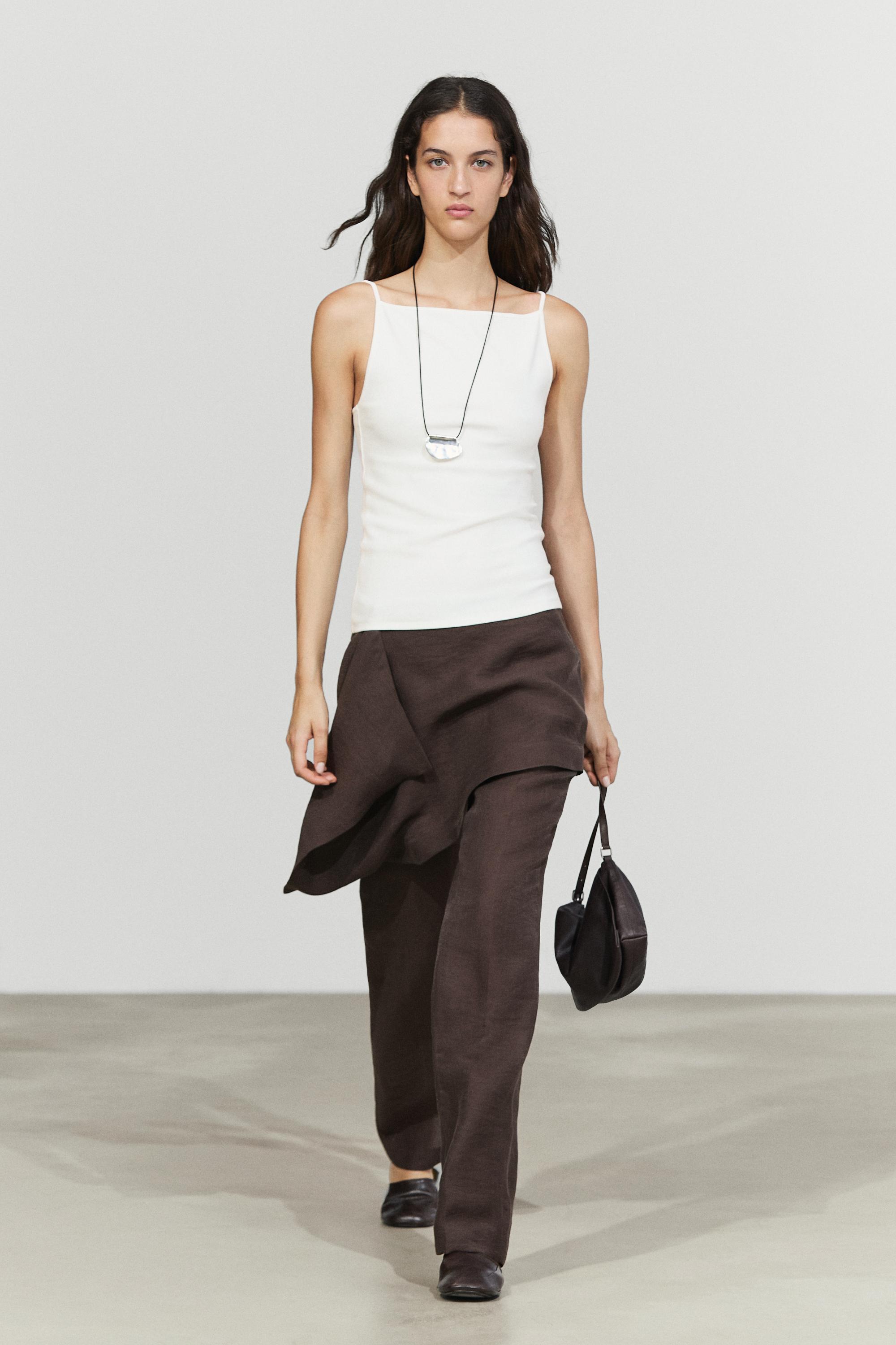 Pants with skirt detail and linen